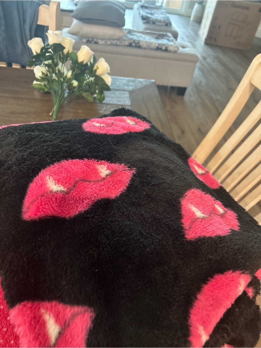 Women’s Black Fuzzy Sweater with Pink Lip Print